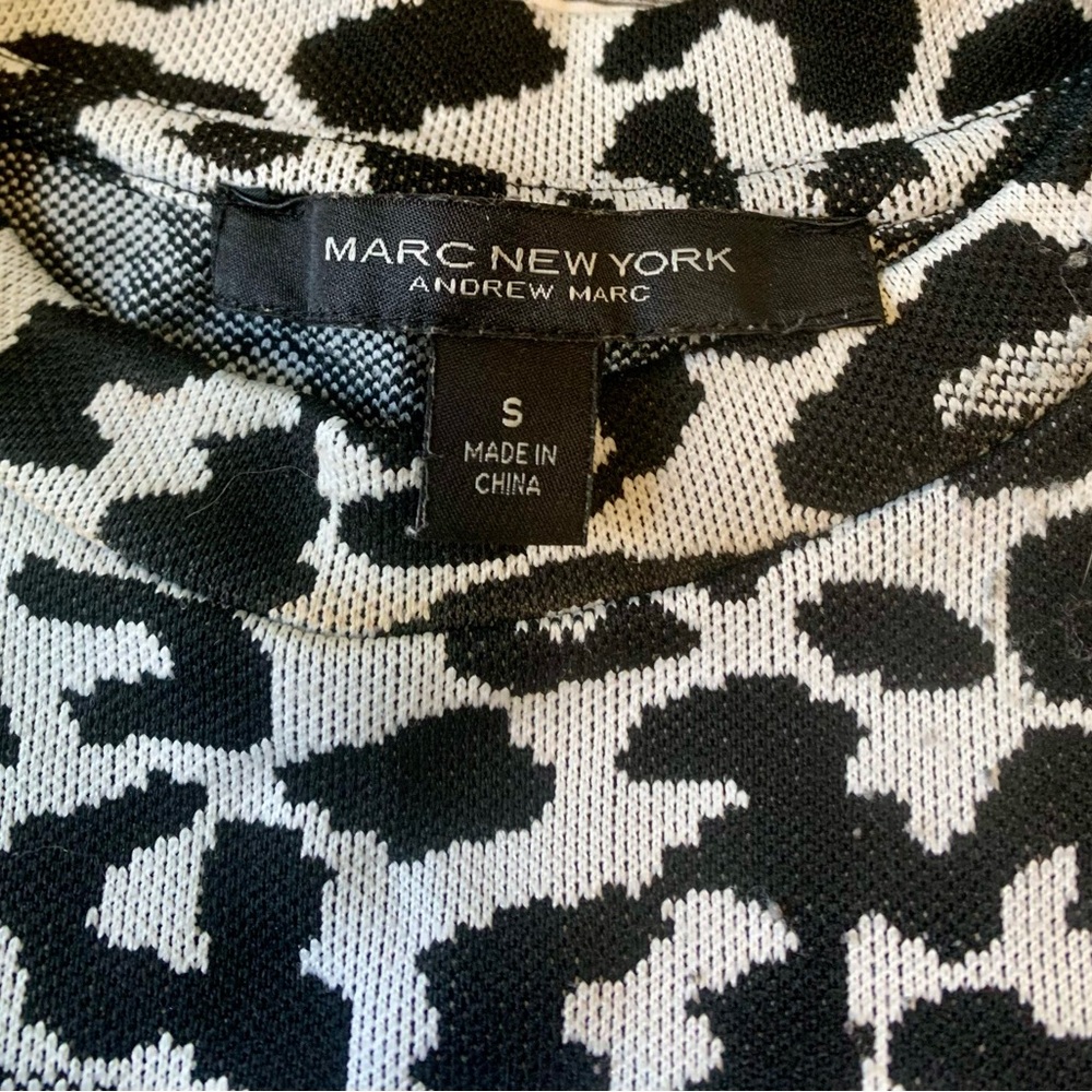 Marc New York Andrew Marc leopard knit 3/4 sleeve black white designer print - Picture 4 of 6